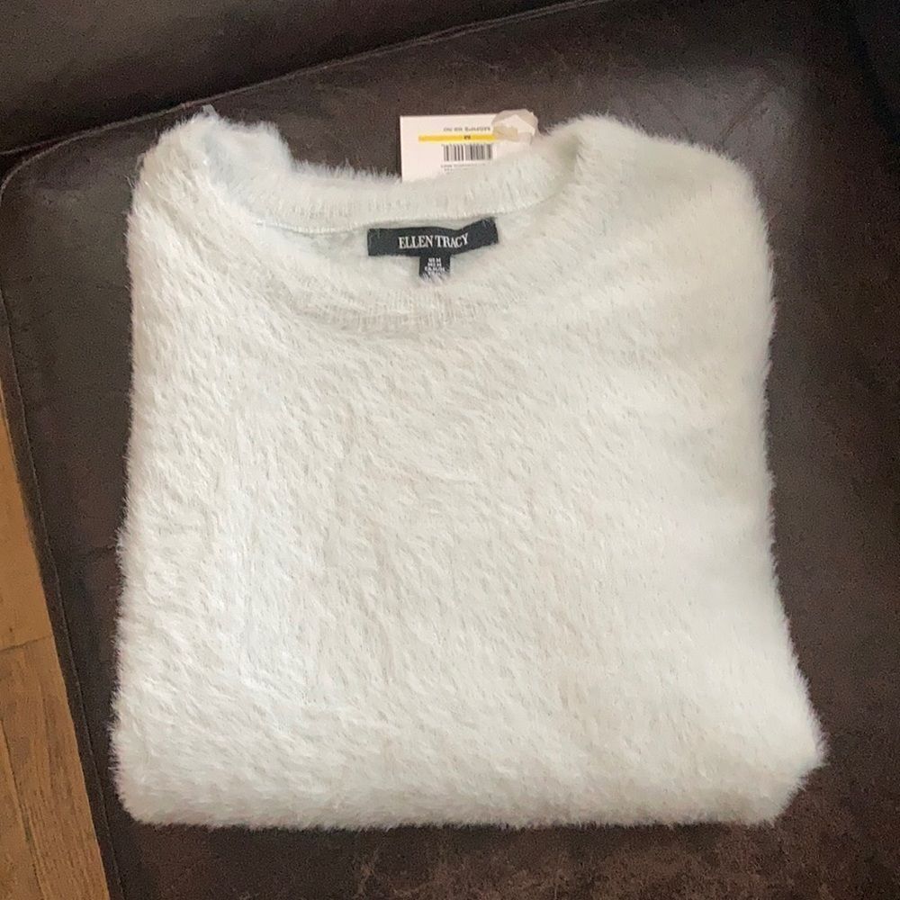 Ellen Tracy Fuzzy L/S Crew neck Sweater - Picture 6 of 6
